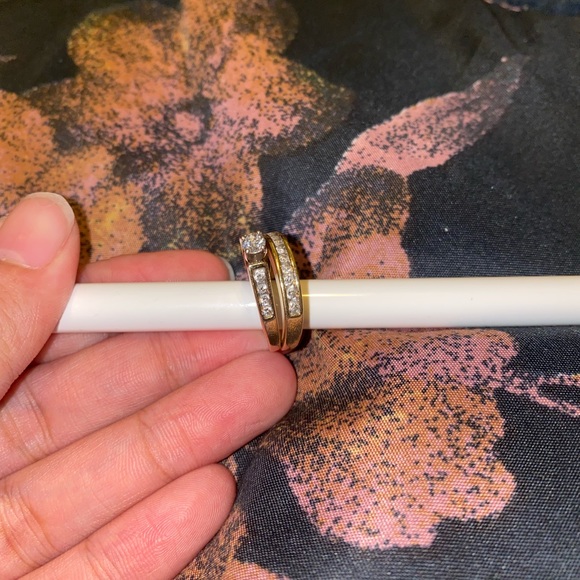 14k stamped diamond ring set✨ - Picture 2 of 4